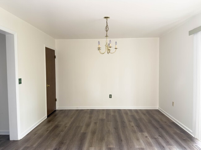 Building Photo - 2146 Walnut St