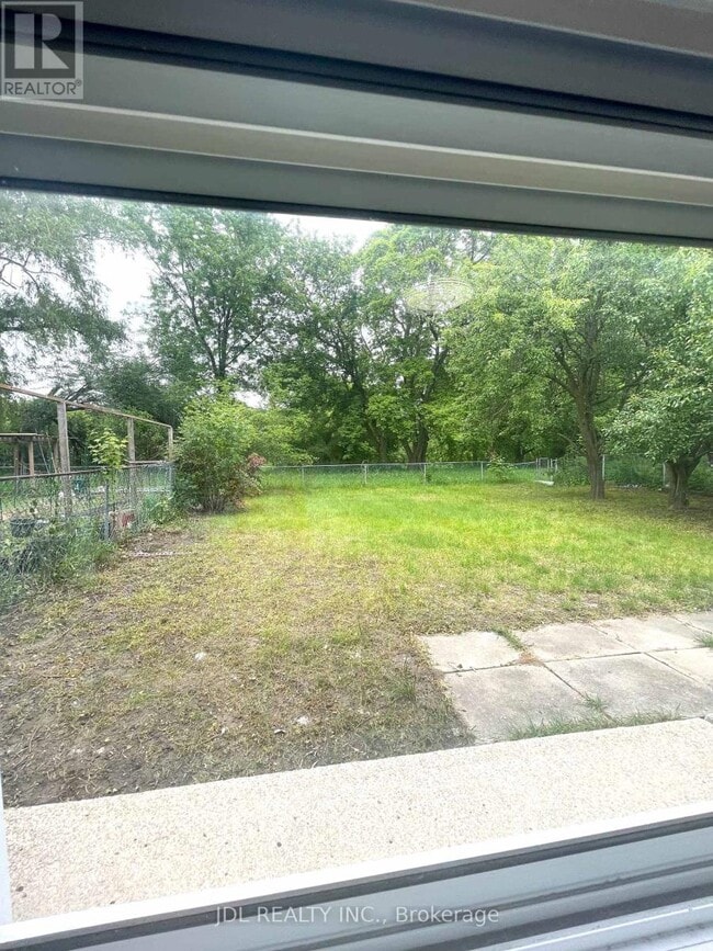 Building Photo - 1155 Huntingwood Dr