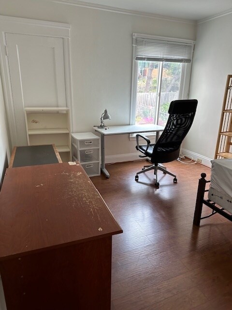 Building Photo - 2242 31st Ave