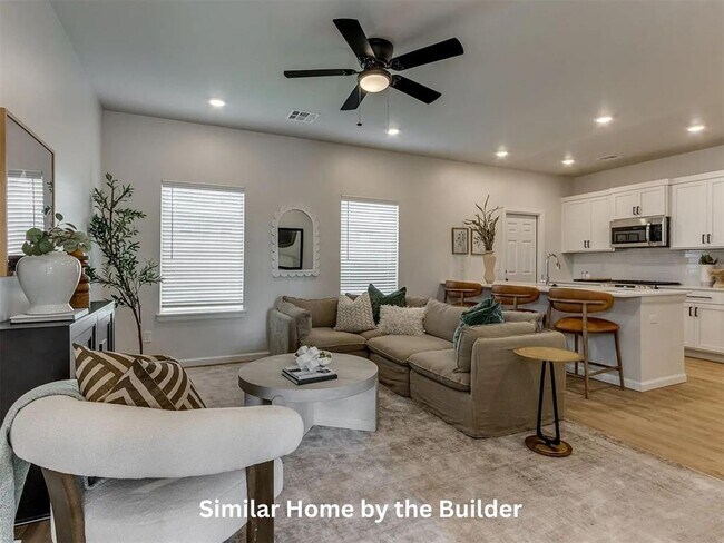 Foto del edificio - 19608 Horseshoe Ave