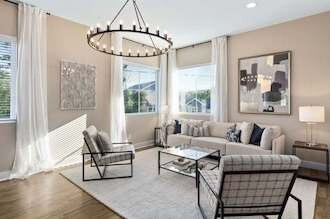 Foto principal - 745 22nd Ave N