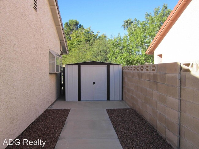 Building Photo - 8016 Rye Canyon Dr
