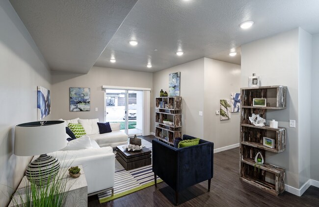 Building Photo - 263 N 590 E