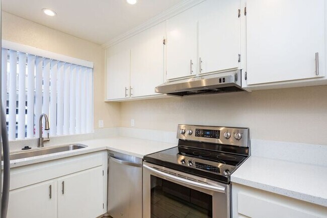 Foto del edificio - 1950 Arnold Way