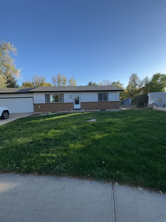 Foto del edificio - 4bd 2ba Eaton Home on Quiet Cul-de-sac