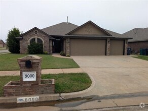 Building Photo - 9000 Lolly Ln