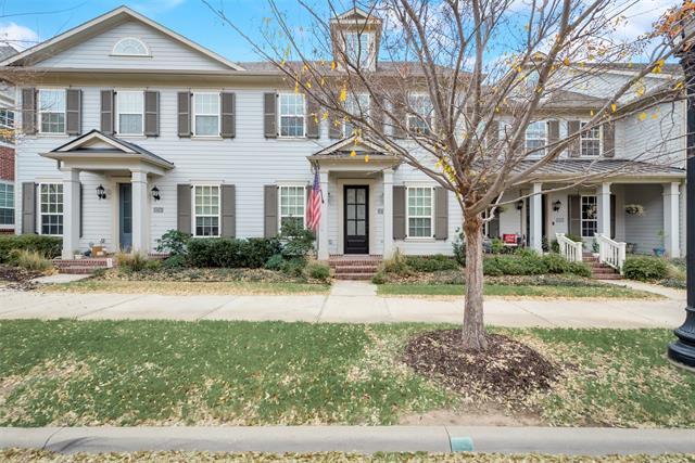 Foto principal - 8712 Ice House Dr