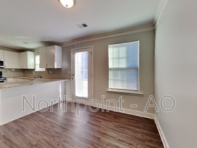 Foto del edificio - 5288 Hanover St