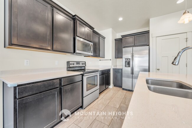 Foto del edificio - 607 Sawback Ln