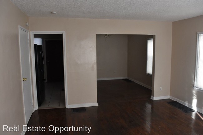 Building Photo - 2864 Ruhl Ave