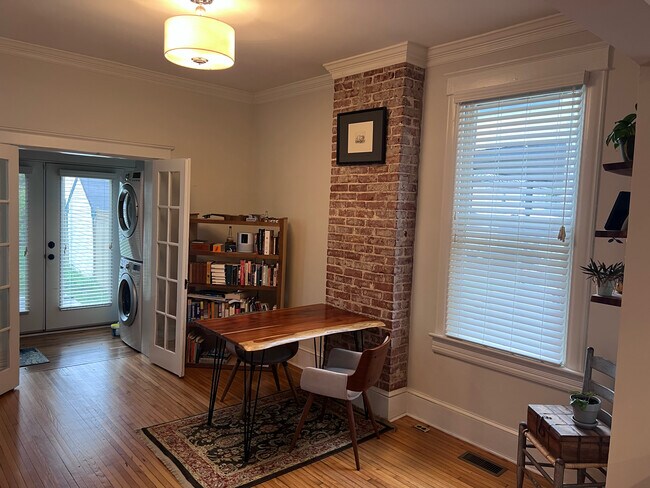 Foto del edificio - 504 N Loudoun St