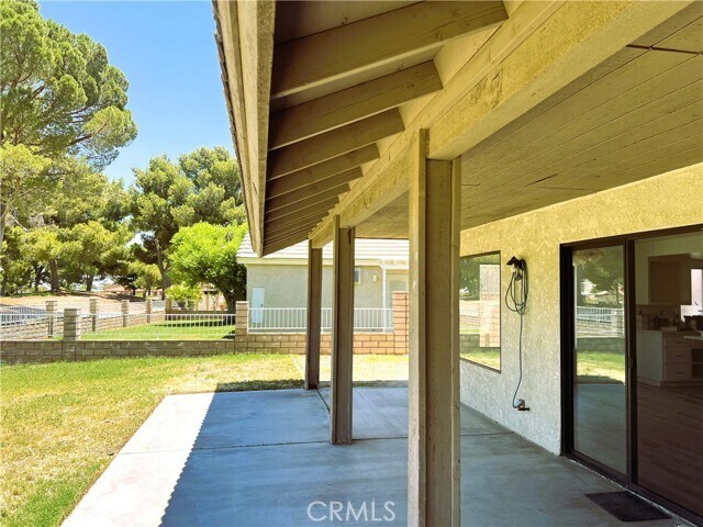 Foto del edificio - 15178 Little Bow Ln