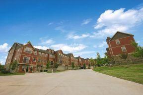 Primary Photo - 2858 W Lakewood Dr