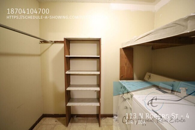 Foto del edificio - 113 N Rogers St