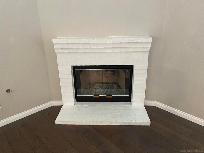 Foto del edificio - 1255 Corte Famosa