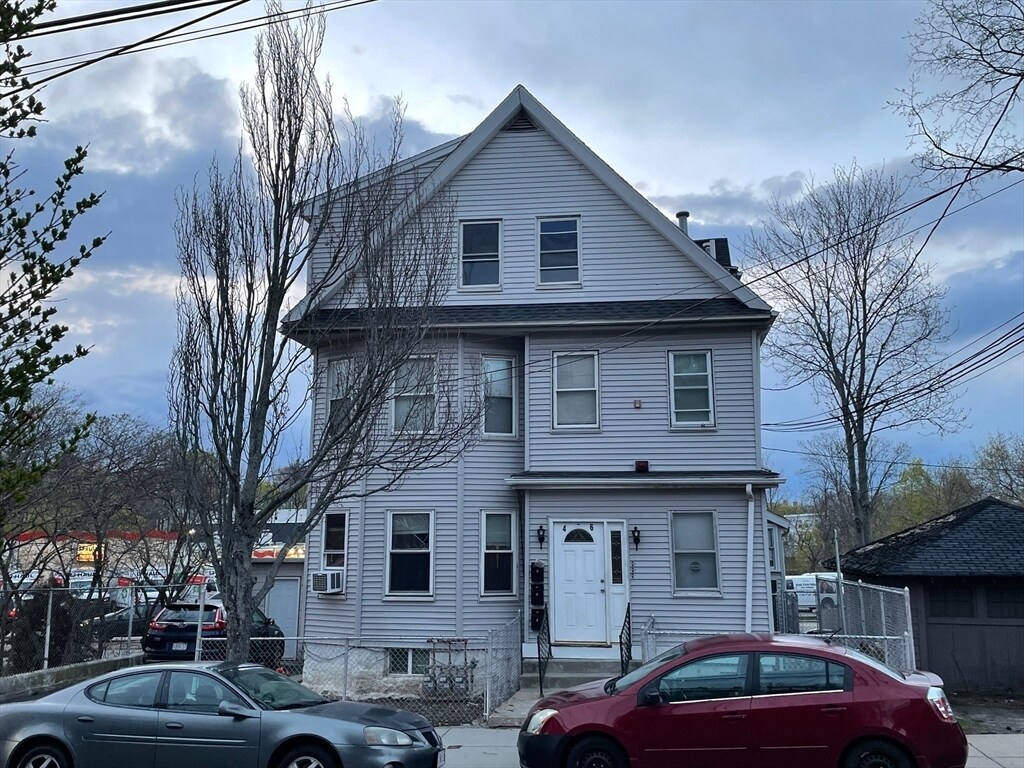 Foto principal - 6 Beacon St
