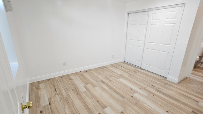 Foto del edificio - 600 N Willow Ave