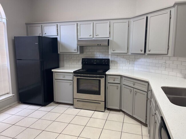 Foto del edificio - 2210 E 29th St