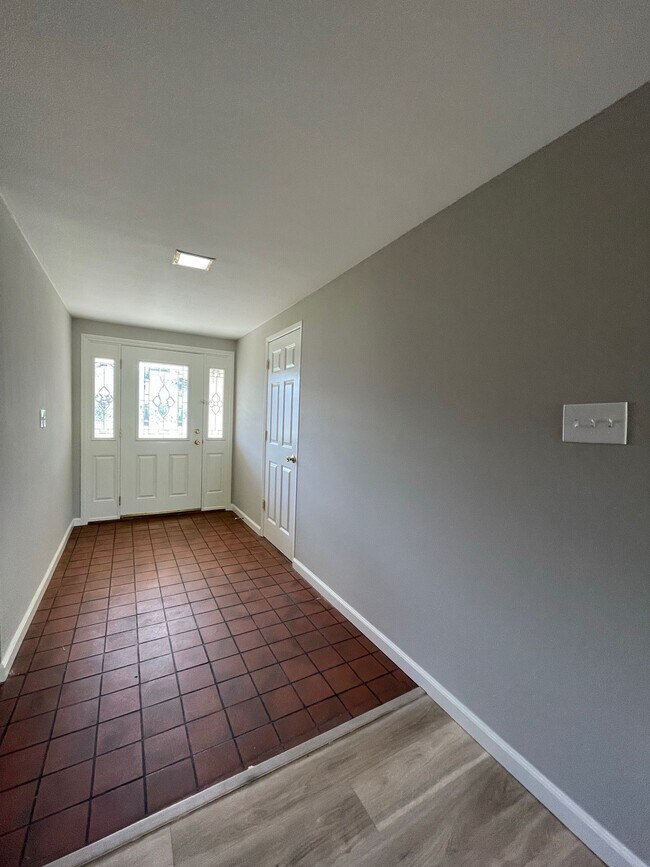 Foto del edificio - 1529 E 19th St