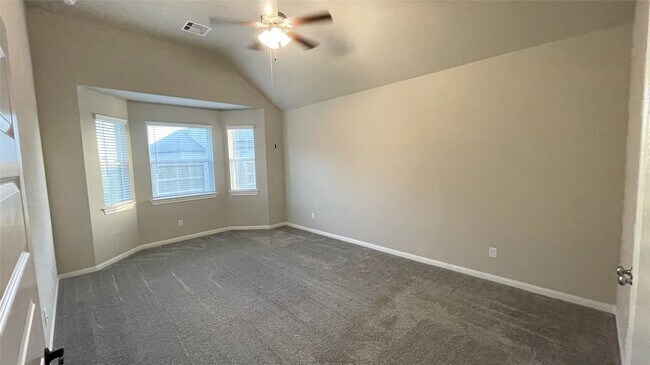 Foto del edificio - 5802 Golden Peak Ln