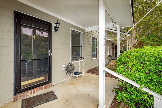 Foto del edificio - 2 Bedroom, 1.5 Bathroom Townhome in Island Bluff - James Island