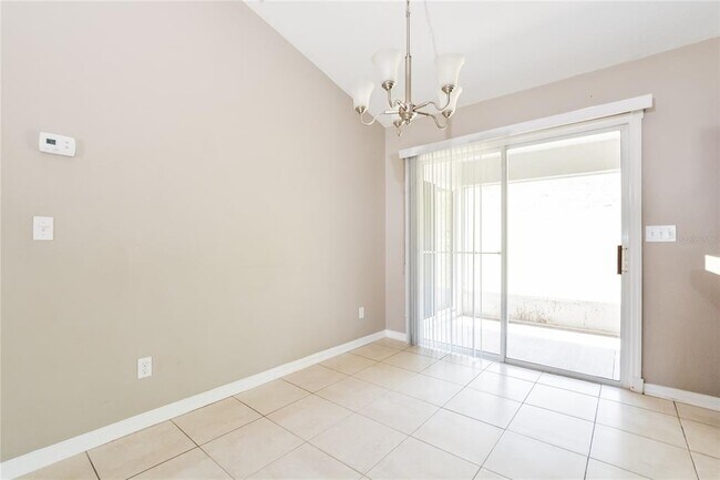 Building Photo - 713 Willow Run St