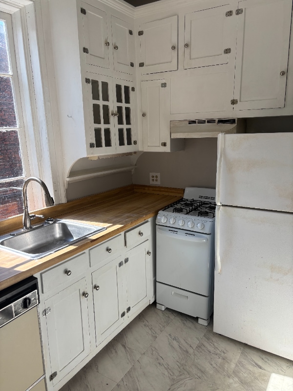 Building Photo - 514 Madison St