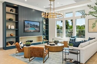 Building Photo - 5015 Avenida Lugano