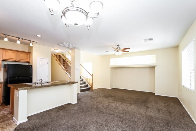 Foto del edificio - 9841 N Fast Elk St