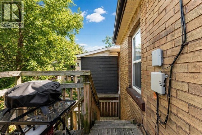 Building Photo - 41 Carrick Ave