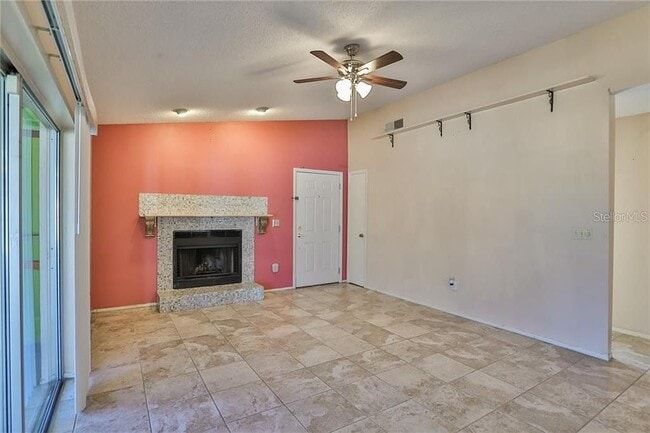 Building Photo - 1202 Coolridge Dr