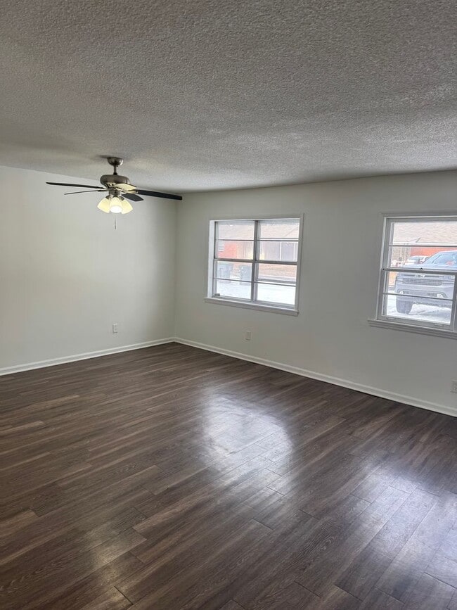 Foto del edificio - 3601 Hendricks Ave