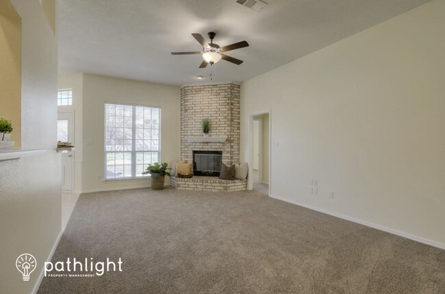 Foto del edificio - 8301 Strasburg Court Nw
