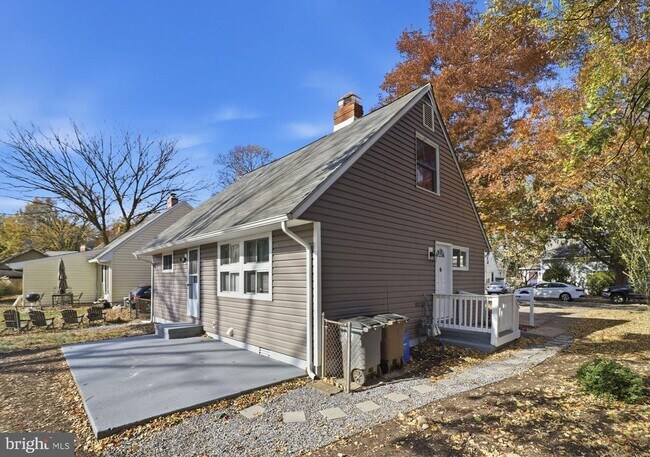 Foto del edificio - 5724 Denfield Rd