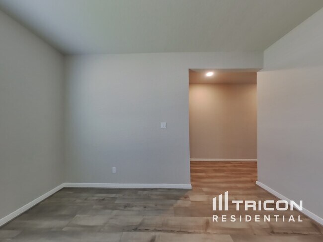 Foto del edificio - 5520 Shasta Pl