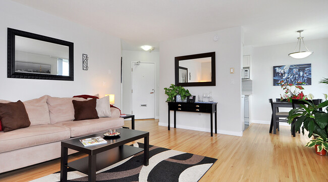 Building Photo - Emerald Terrace Apartments