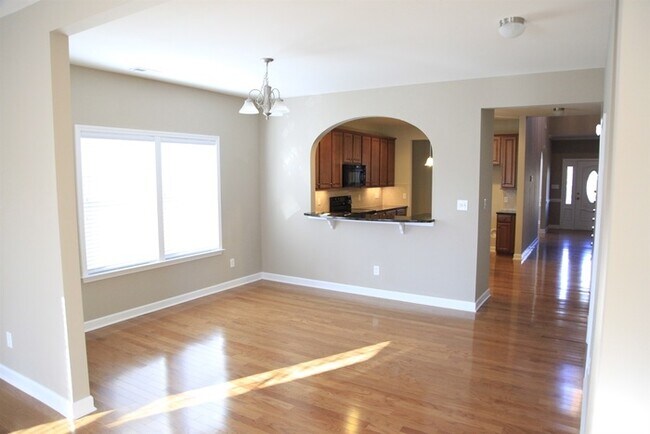 Building Photo - Perfect 4bd/2.5bth home in desirable Millbridge community