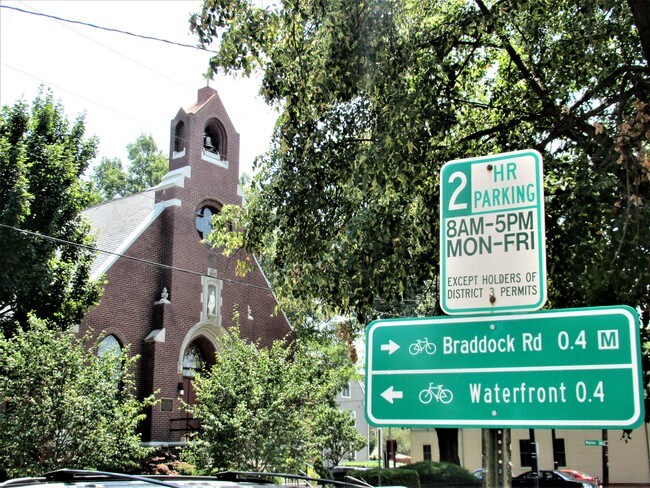 Walk to the Metro and Potomac - 801 Wythe St