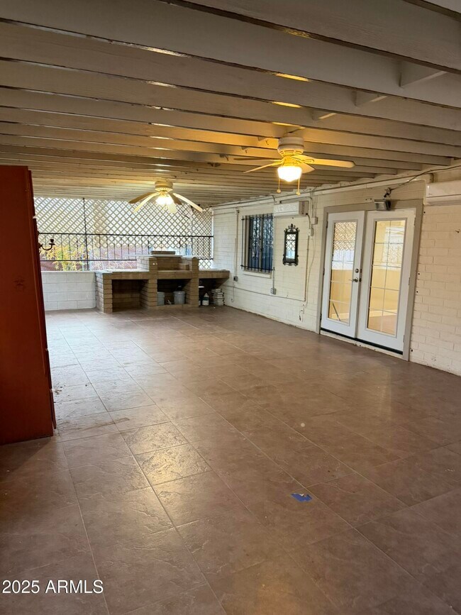 Foto del edificio - 1516 W Pueblo Ave