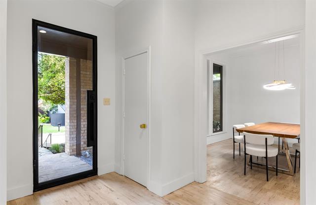 Foto del edificio - 9415 Hill View Dr