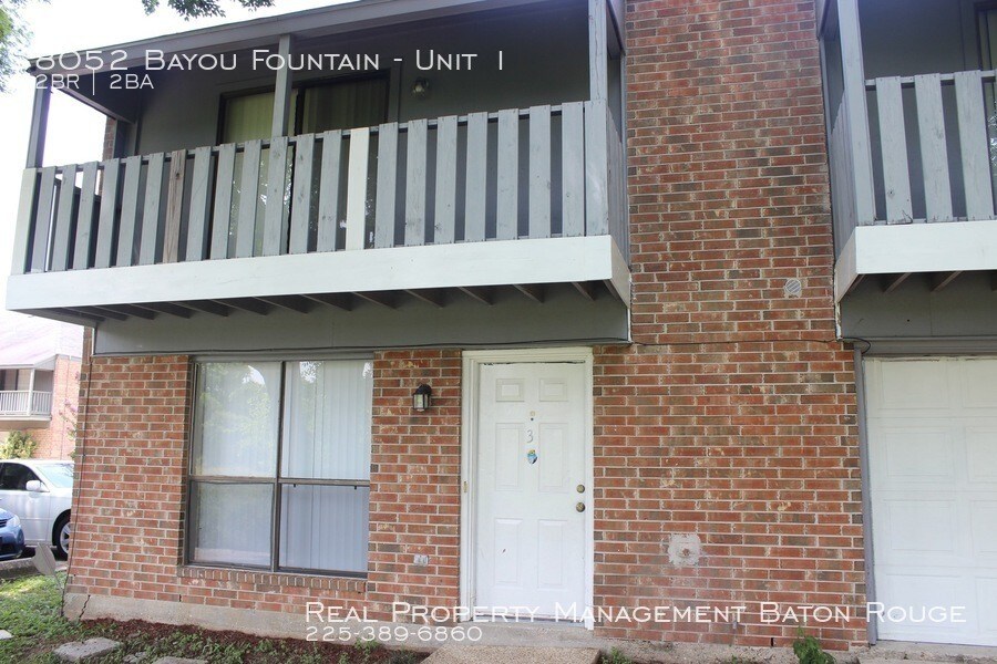 Great Town Home with Garage Apartment for Rent in Baton Rouge, LA