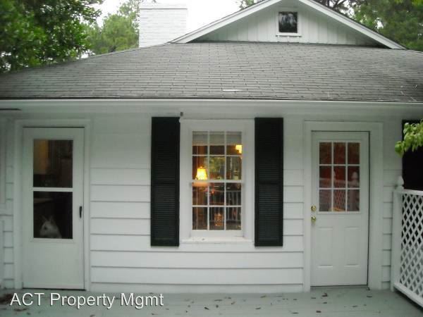 Building Photo - 470 E Indiana Ave