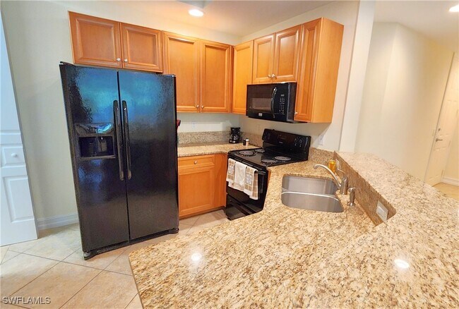 Foto del edificio - 4420 Bonita Beach Walk Dr