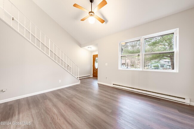 Foto del edificio - 44 Pepper Bush Pl