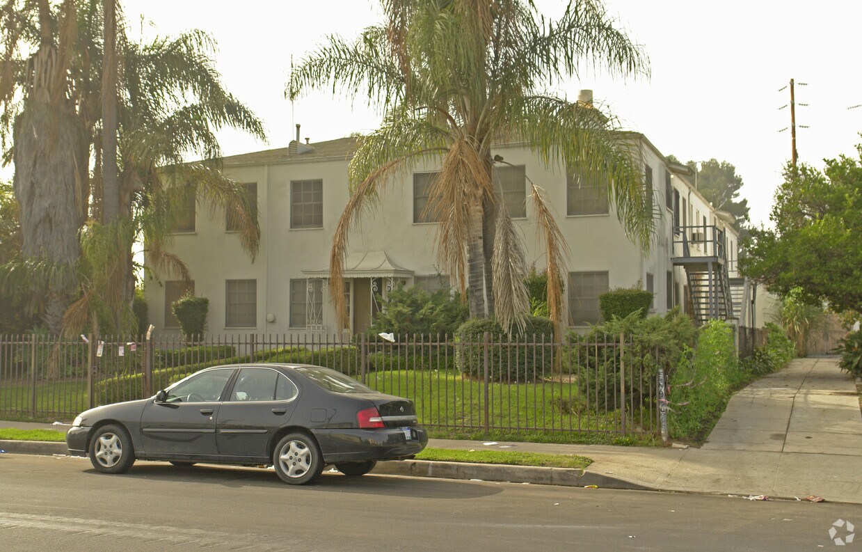 Foto del edificio - 2501 Venice Blvd