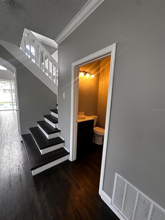 Building Photo - 1735 White Heron Bay Cir