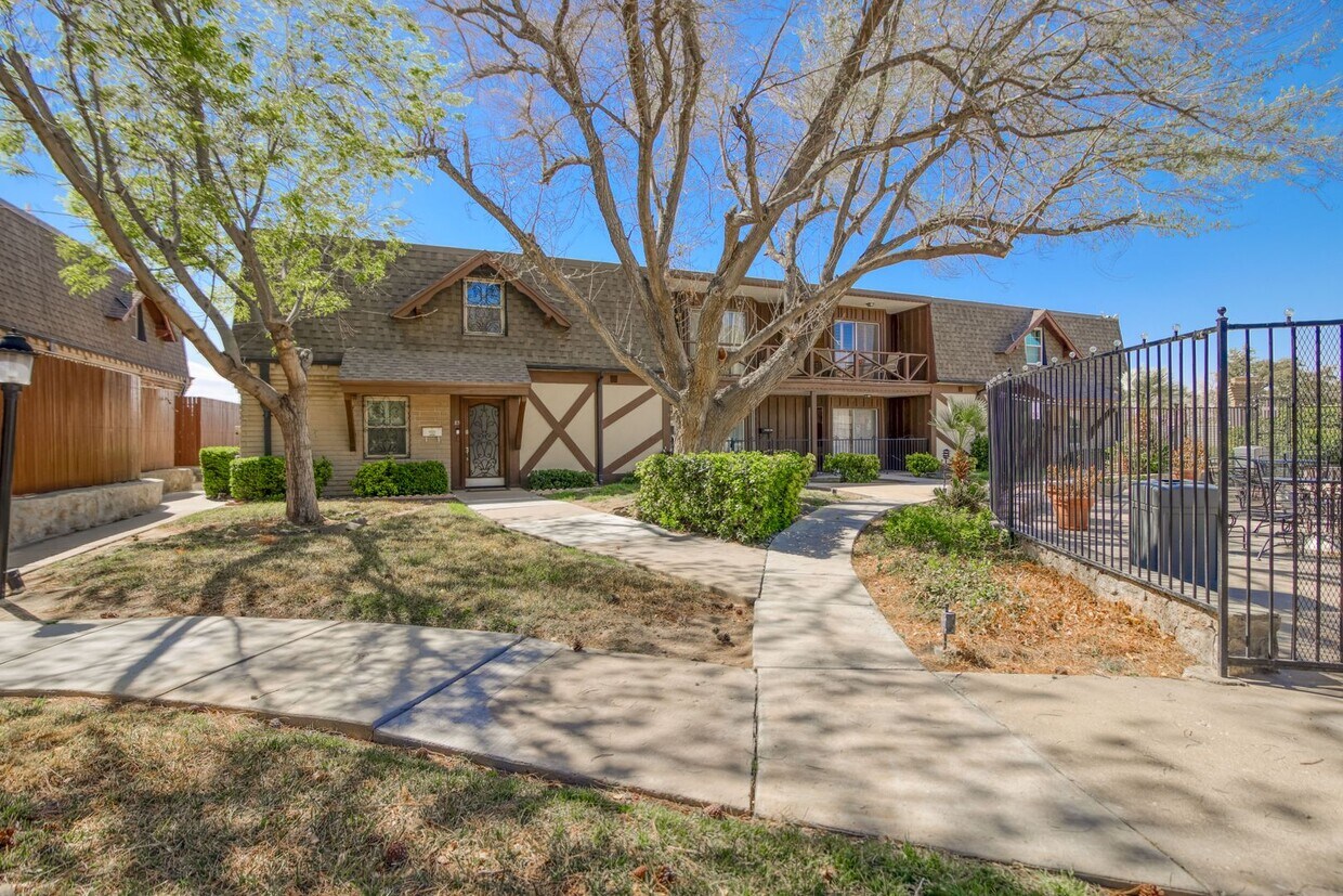 Primary Photo - Westside area for Short or Long Term Renta...