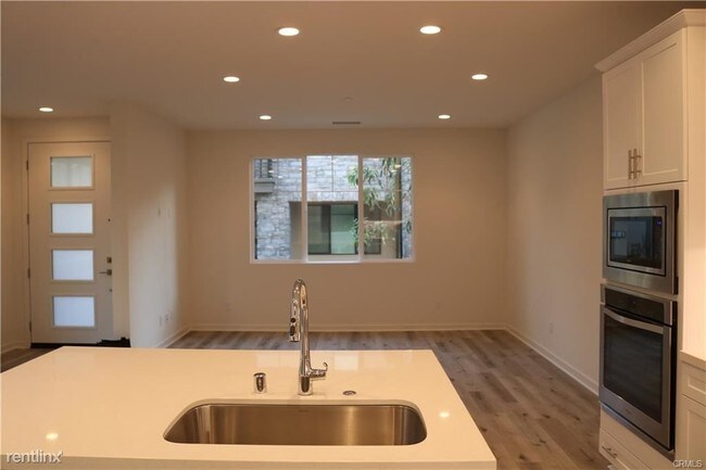 Building Photo - 3 br, 3 bath House - 196 Terrapin