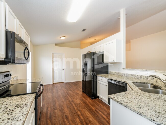 Foto del edificio - 3120 Bellericay Ln