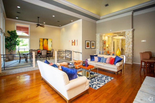 Interior Photo - Oxford at Lake Worth